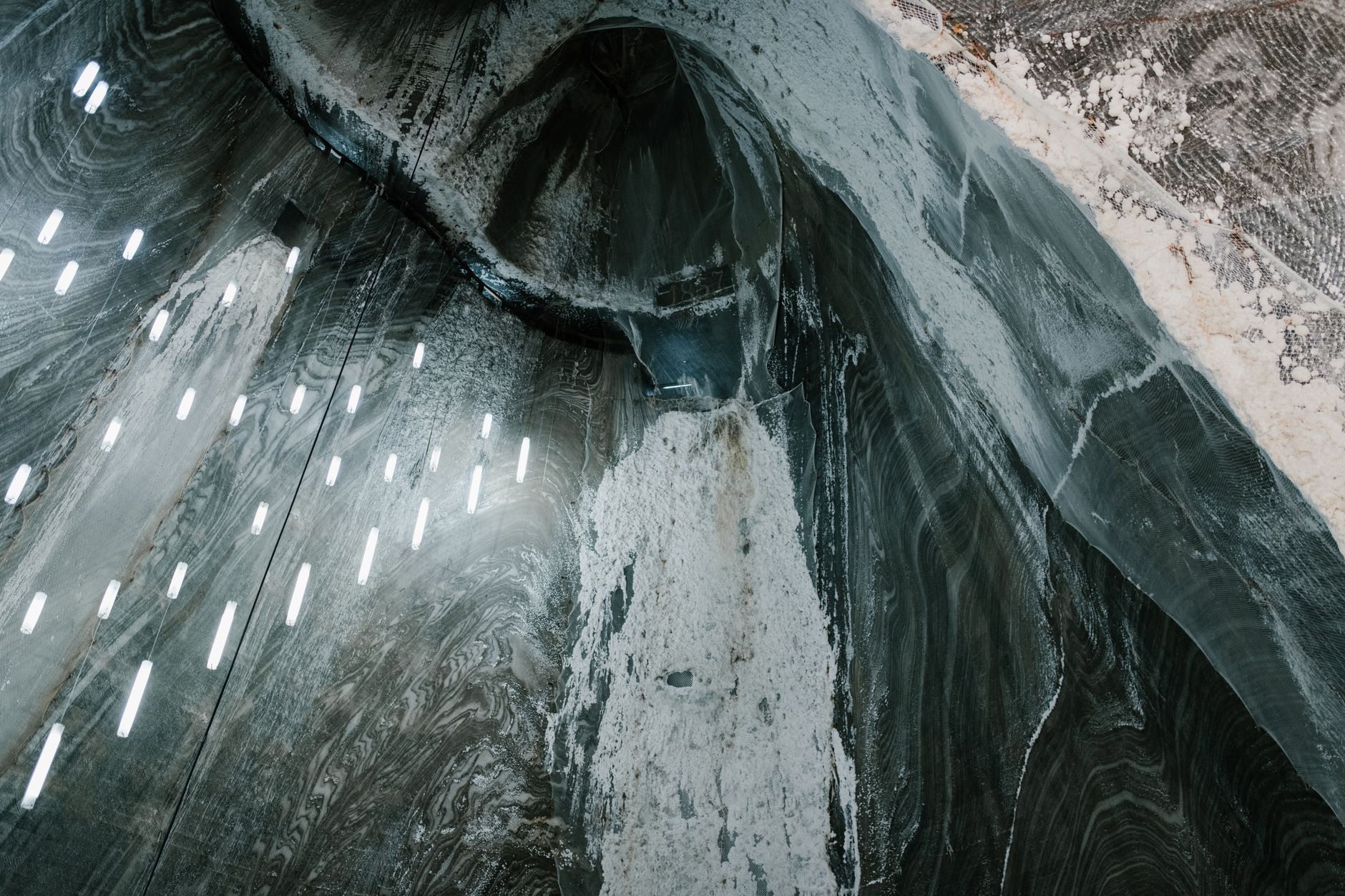 Pompage inondation cave équipe à Colombes